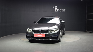 BMW 5-SERIES G30 2017