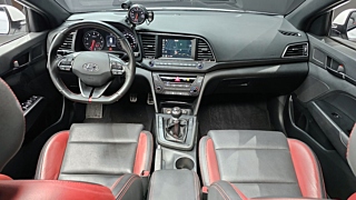 HYUNDAI AVANTE AD 2017
