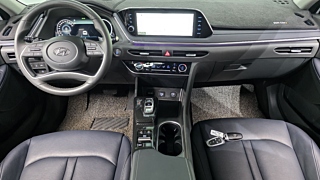 HYUNDAI SONATA DN8 2022