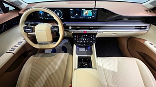 HYUNDAI GRANDEUR HYBRID GN7 2023