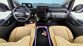 HYUNDAI STARIA 2022