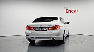 BMW 5-SERIES G30 2018