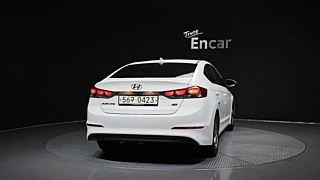 HYUNDAI AVANTE AD 2016