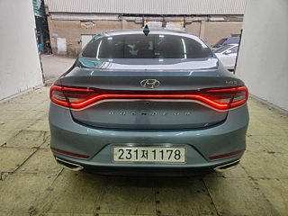 HYUNDAI GRANDEUR IG HYBRID 2017