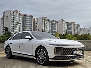 HYUNDAI GRANDEUR HYBRID GN7 2023
