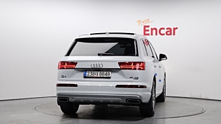 AUDI Q7 4M 2019