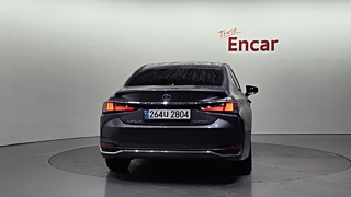 LEXUS ES300H 2022