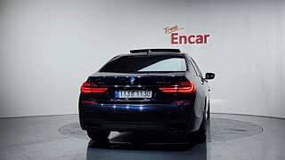 BMW 7-SERIES G11 2017