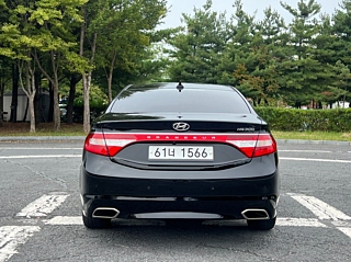 HYUNDAI GRANDEUR HG 2016