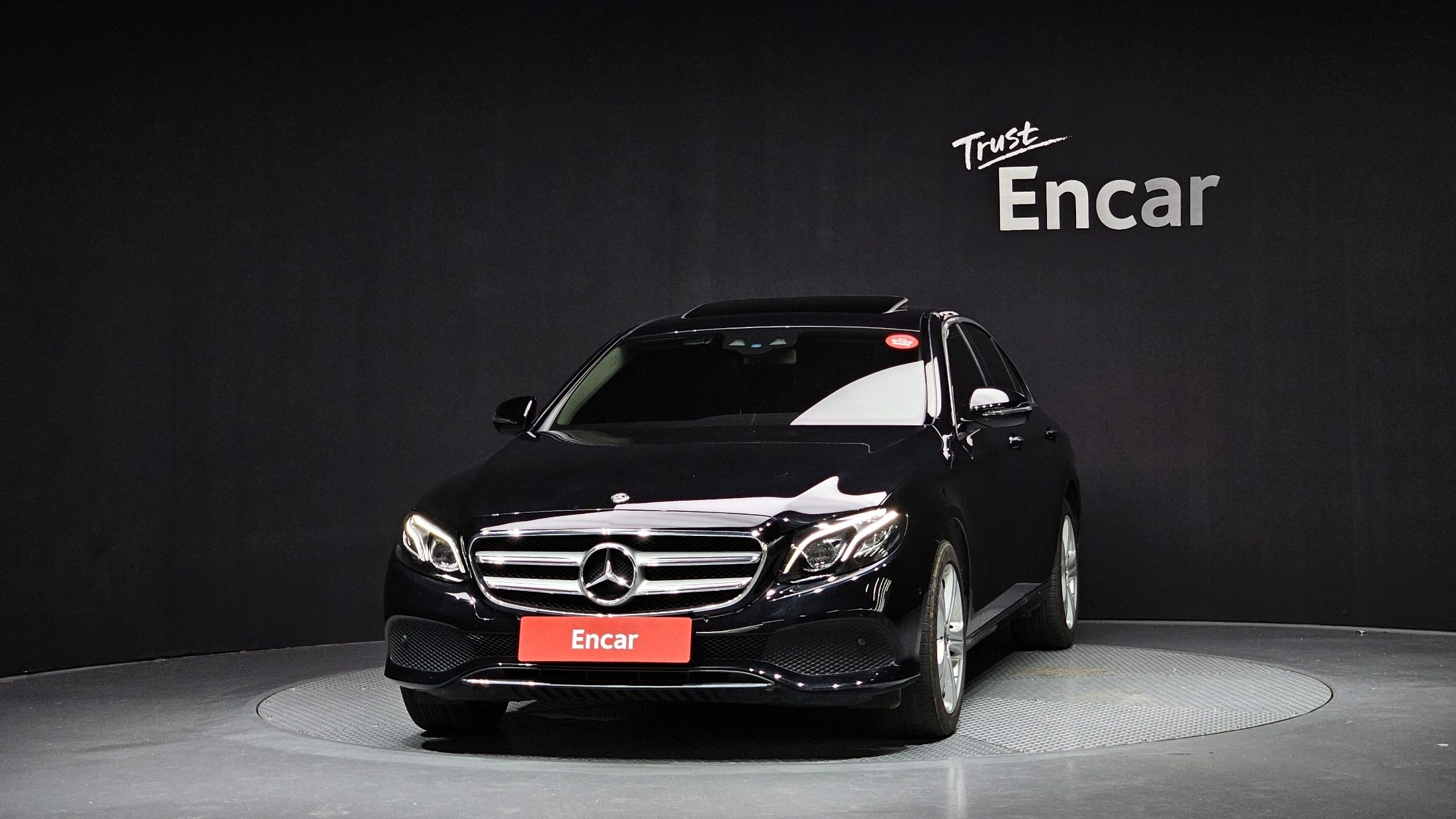 MERCEDES BENZ E-CLASS W213 2018