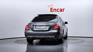 MERCEDES BENZ E-CLASS W213 2016
