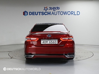 TOYOTA CAMRY XV70 2018