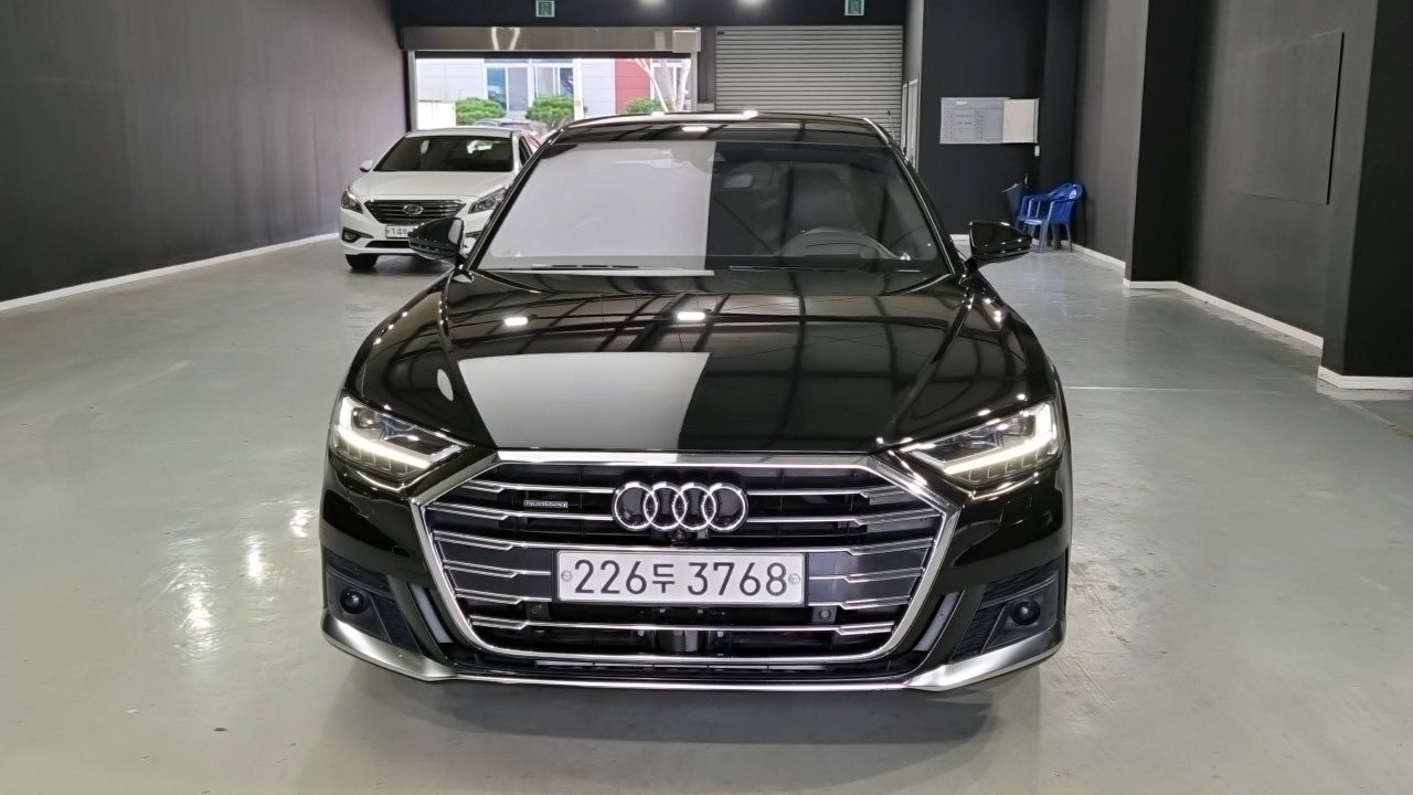 AUDI A8 D5 2019
