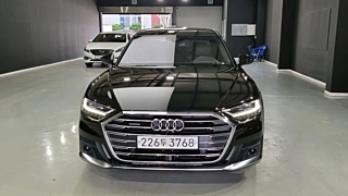 AUDI A8 D5 2019