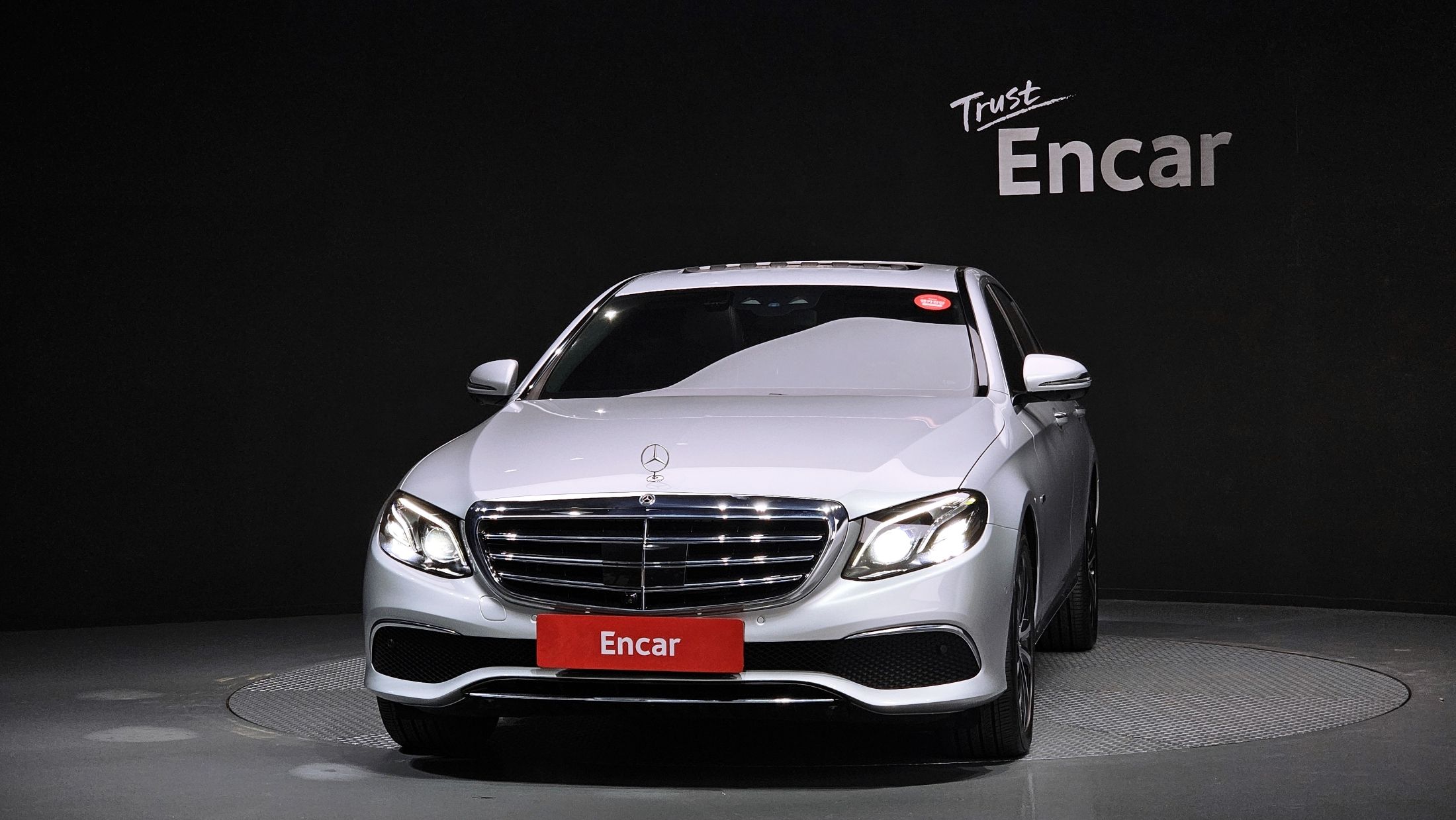 MERCEDES BENZ E-CLASS W213 2020