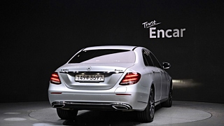 MERCEDES BENZ E-CLASS W213 2020