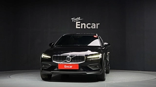 VOLVO V60 CROSS COUNTRY 2021