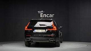 VOLVO V60 CROSS COUNTRY 2021