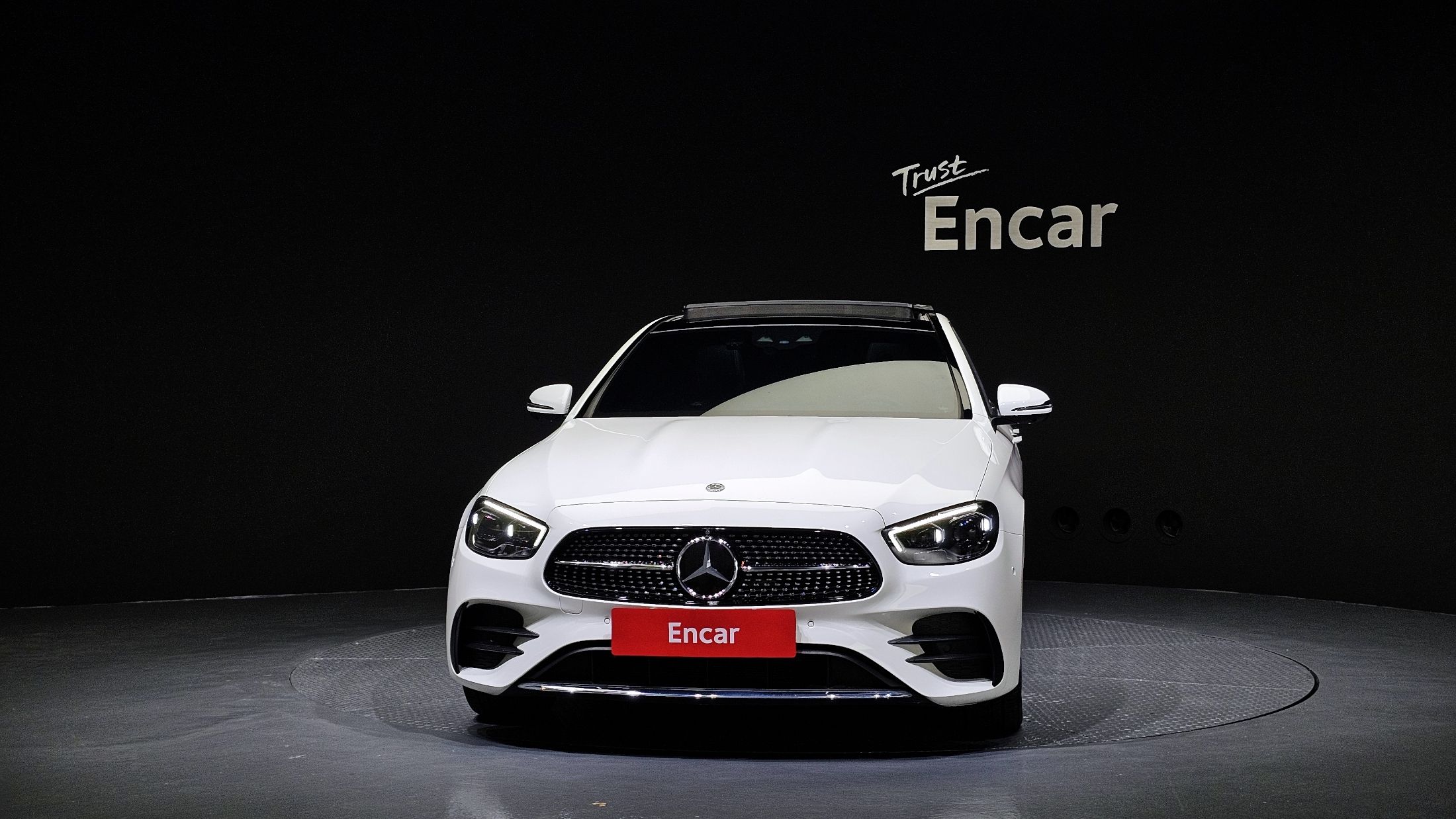 MERCEDES BENZ E-CLASS W213 2020