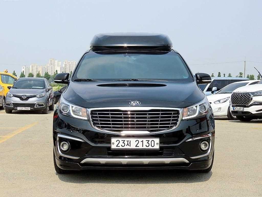 KIA CARNIVAL 2017