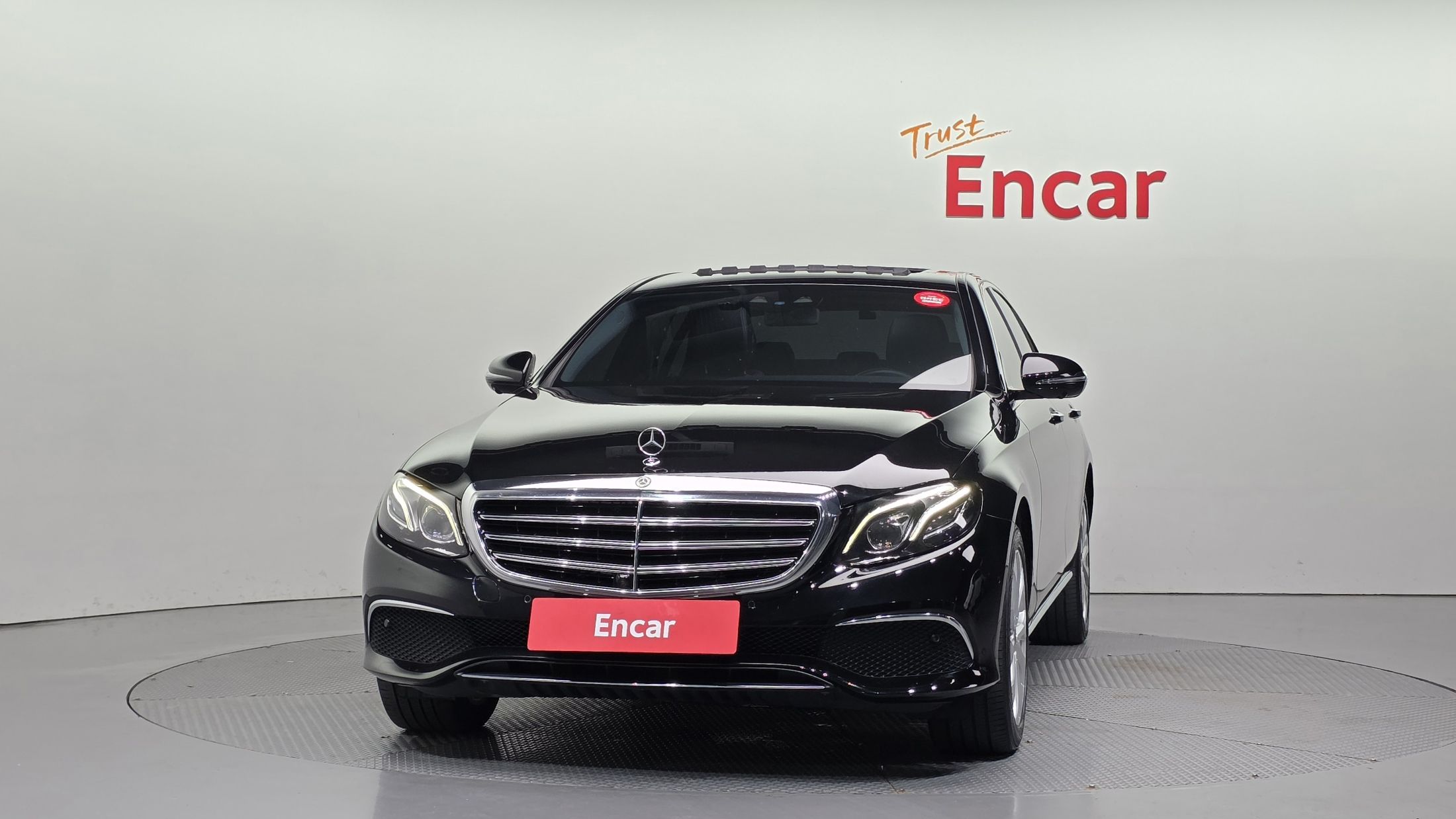 MERCEDES BENZ E-CLASS W213 2018