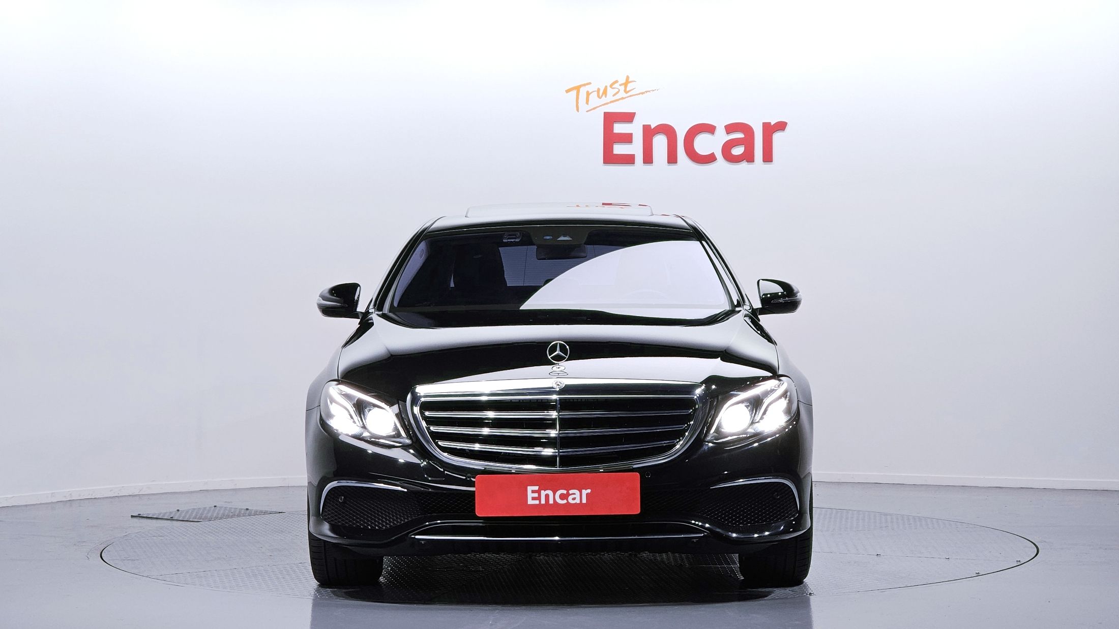 MERCEDES BENZ E-CLASS W213 2020