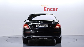 MERCEDES BENZ E-CLASS W213 2020