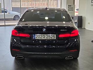 BMW 5-SERIES G30 2023