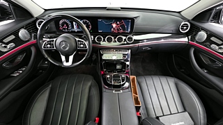 MERCEDES BENZ E-CLASS W213 2019