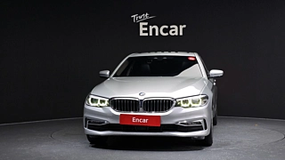 BMW 5-SERIES G30 2019