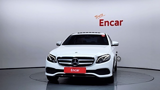 MERCEDES BENZ E-CLASS W213 2019