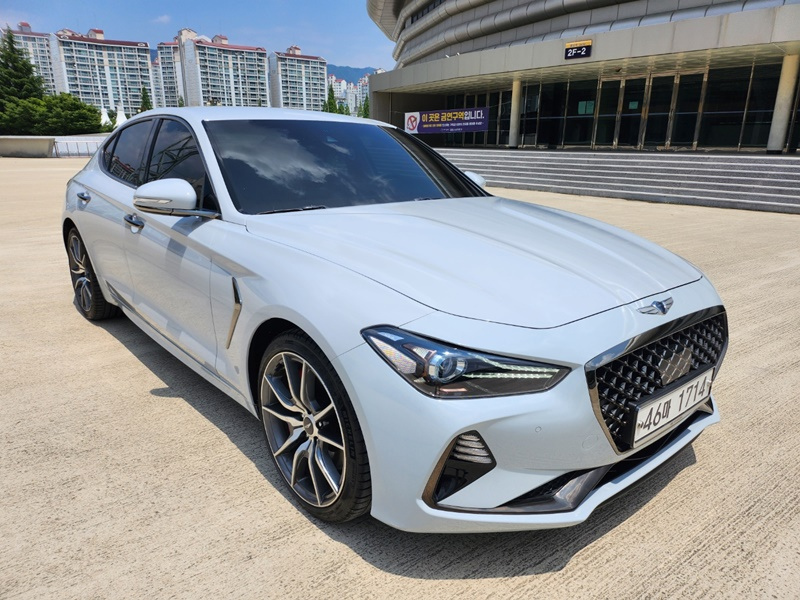 GENESIS G70 2019