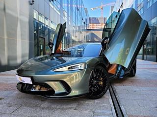 Заказать MCLAREN GT