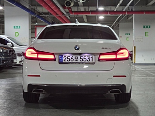 BMW 5-SERIES G30 2021