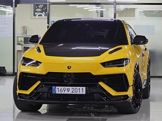 Заказать LAMBORGHINI URUS