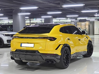 Заказать LAMBORGHINI URUS