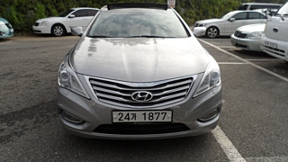 HYUNDAI GRANDEUR HG 2012