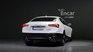 MASERATI GHIBLI 2022
