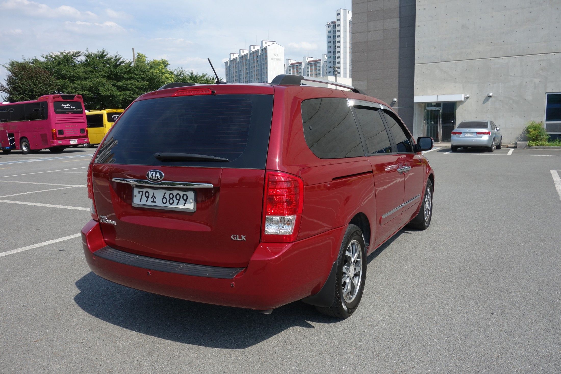 KIA CARNIVAL R 2014