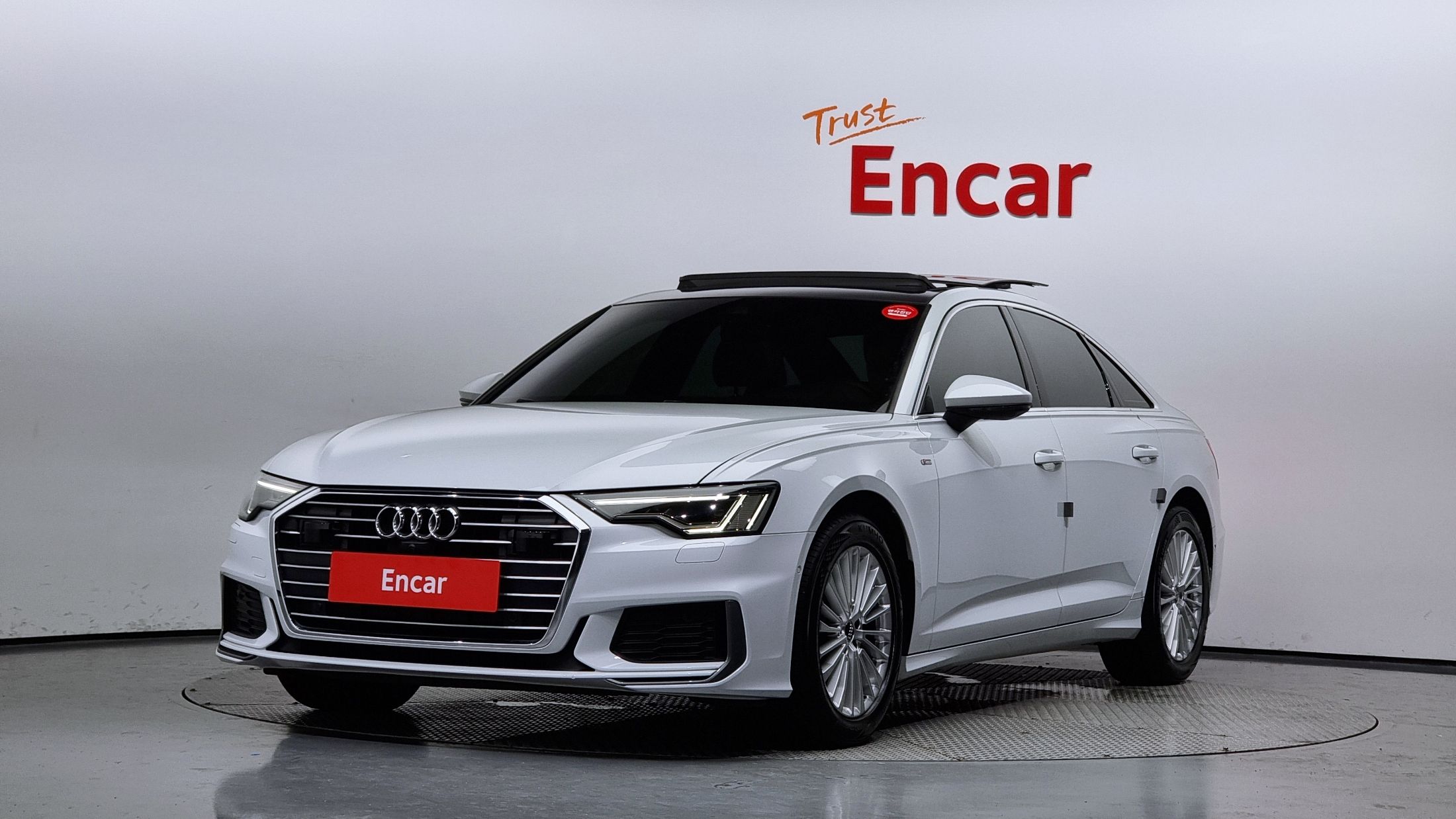 AUDI A6 C8