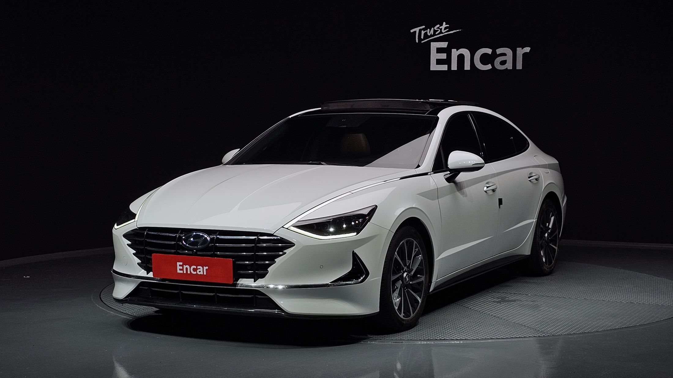 HYUNDAI SONATA DN8 2019