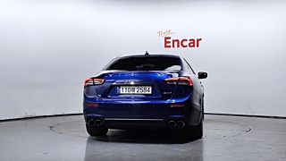 MASERATI GHIBLI 2017