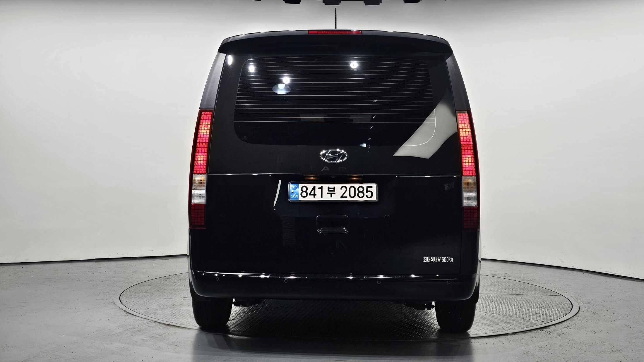 HYUNDAI STARIA 2022