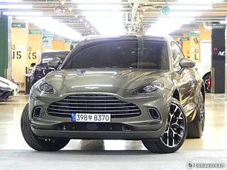 Заказать ASTON MARTIN DBX