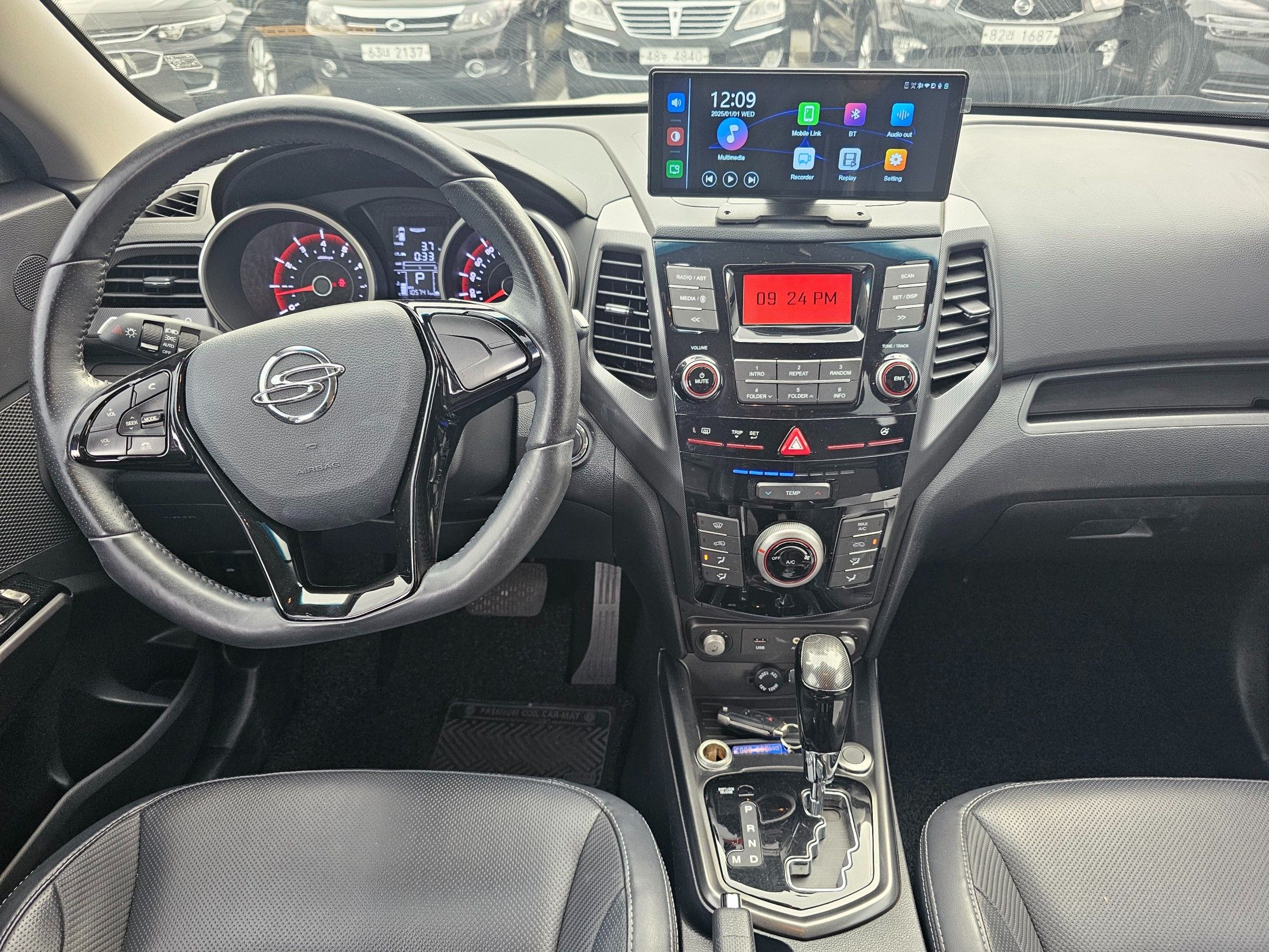 SSANGYONG TIVOLI 2017