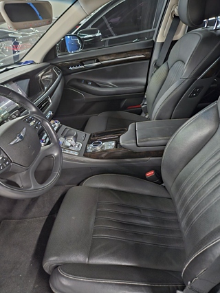 GENESIS G90 2018