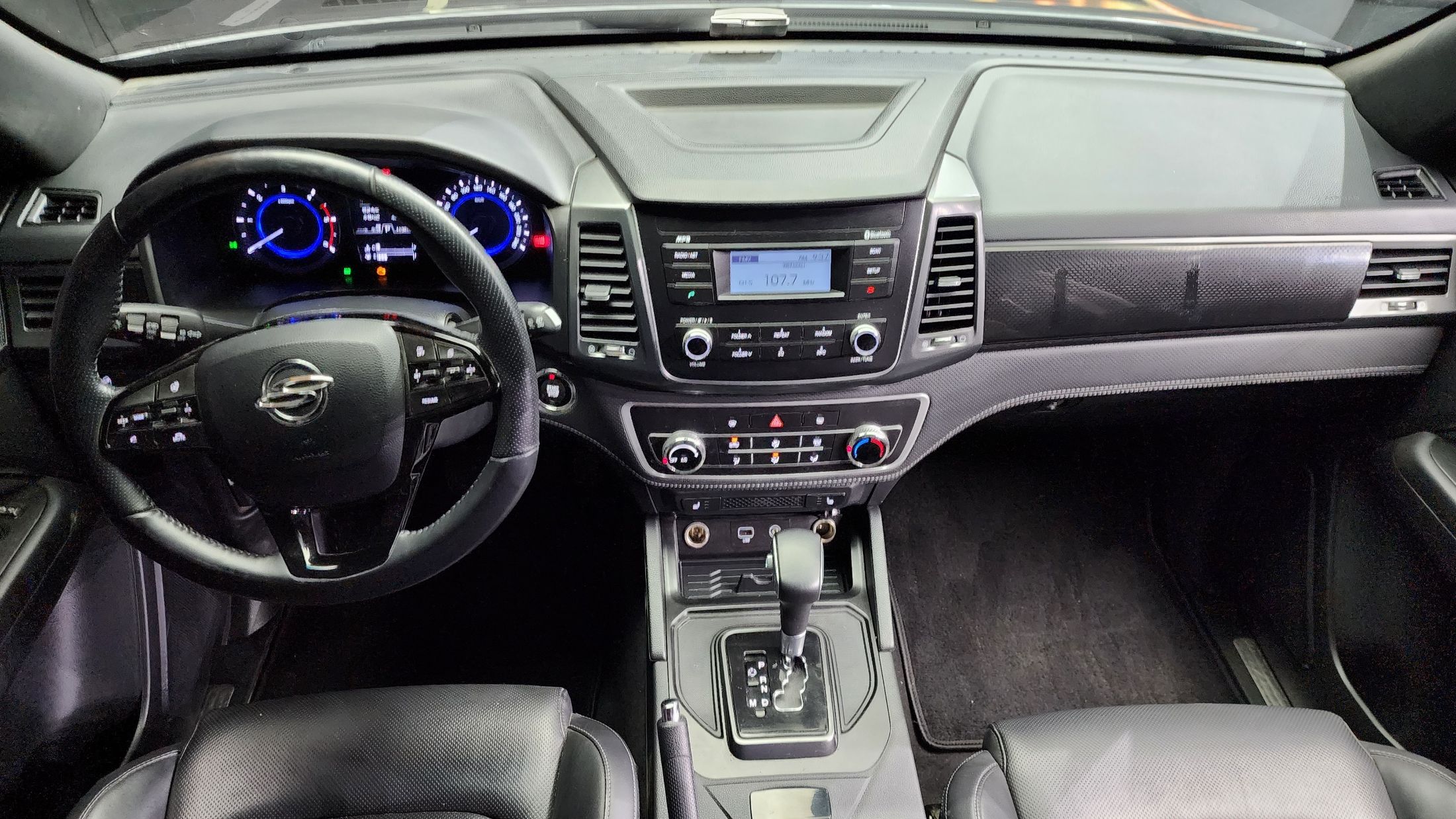 SSANGYONG REXTON SPORTS CAR 2021