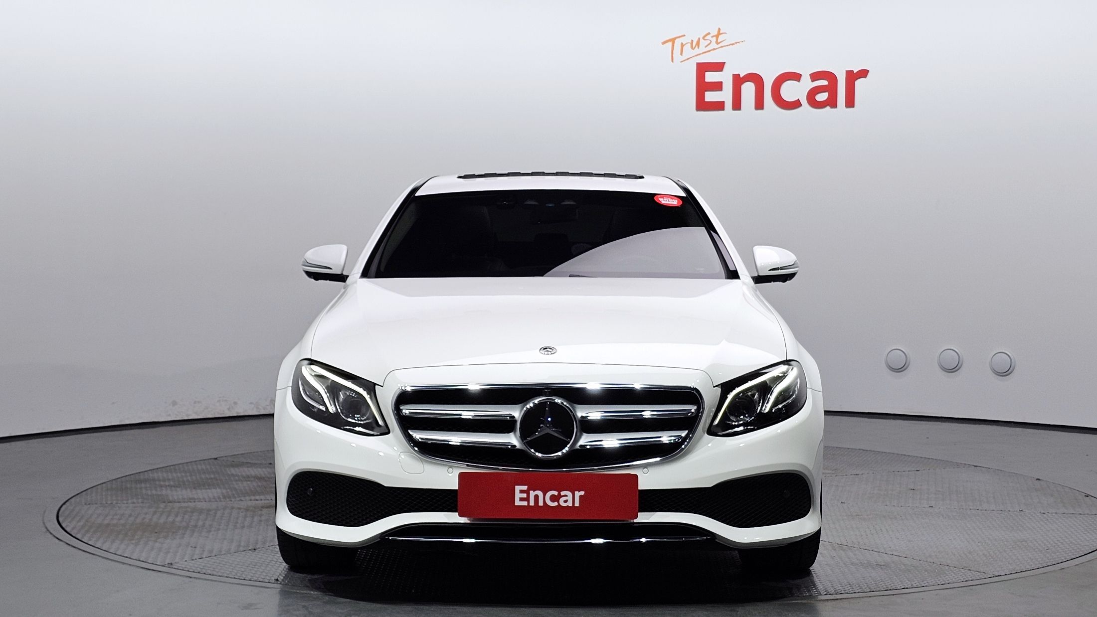 MERCEDES BENZ E-CLASS W213 2020