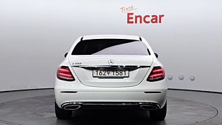 MERCEDES BENZ E-CLASS W213 2020
