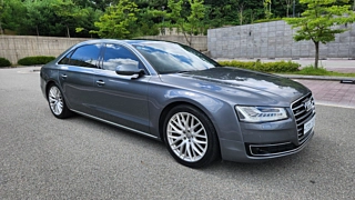 AUDI A8 2015
